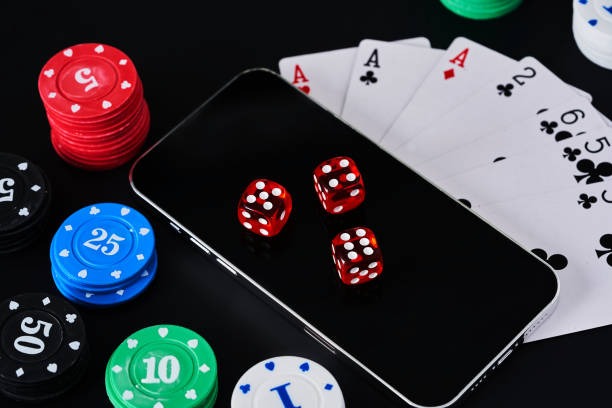 situsslot777 platform showing live casino tables on mobile and desktop
