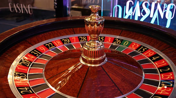 situsslot777 live casino mobile app interface showing roulette table on smartphone screen